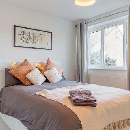 Modern 2 Bd W/ Garden In The Heart Of Tetbury! Villa Exterior foto